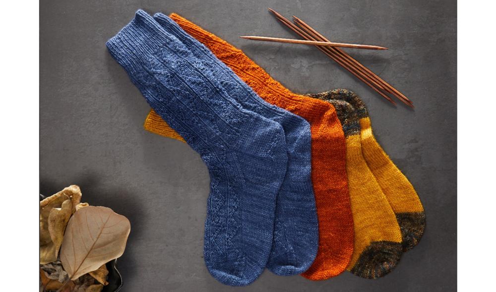 Knit and Wander: Best Travel-Friendly Knitting Projects for On-the-Go Crafters 