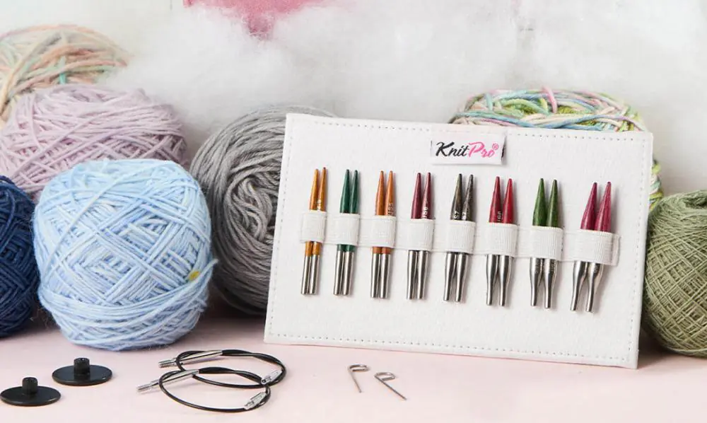 Mini-Stricknadeln: Winzige Werkzeuge, endlose Handarbeitsmöglichkeiten 