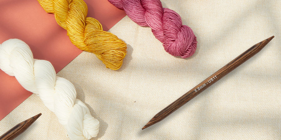 double-pointed-needles-vs-circular-knitting-needles-1