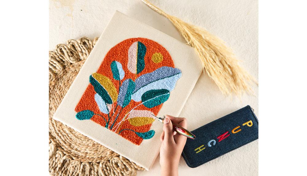 Punch Needle Cushion Cover Pattern: A Floral Design for Spring