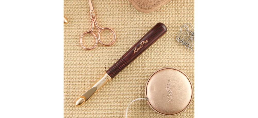 Oasis crochet hooks