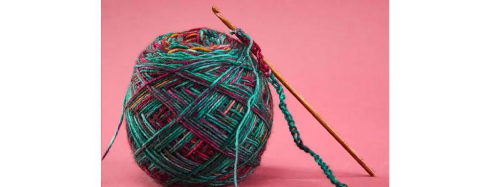 7 Textured Crochet Stitches for Cozy Winter Projects