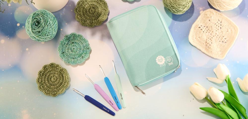 What Craft Trends in Summer: Knitting Vs Crochet 