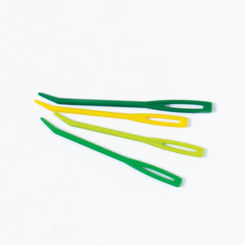 KnitPro MIO 10900 plastic tapestry needles in two small and two large sizes