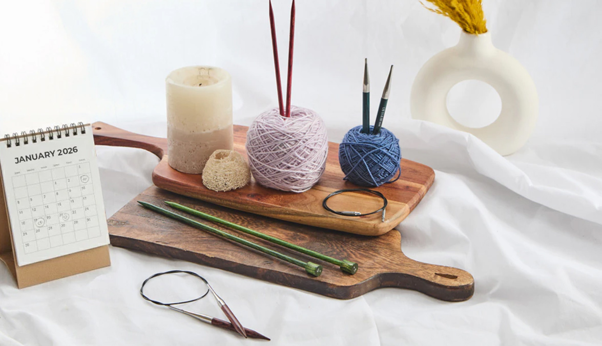 Straight vs. Circular Knitting Needles - Everything You Need to Know