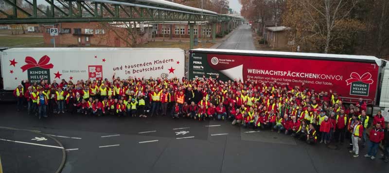 Frühlingskal/cal zur Unterstützung des Weihnachtspäckenkovois