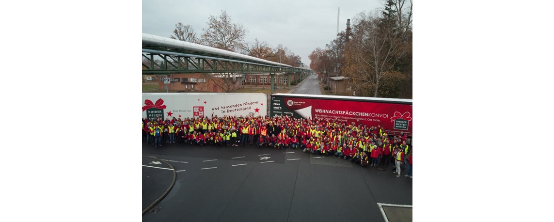 Frühlingskal/cal zur Unterstützung des Weihnachtspäckenkovois