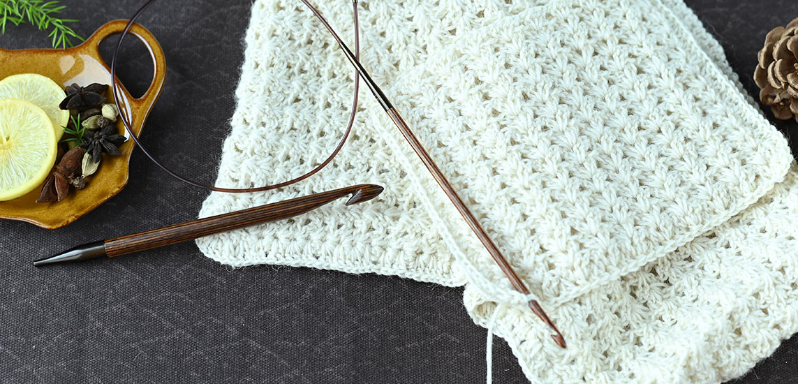 A Beginner Guide To Tunisian Crochet Stitches