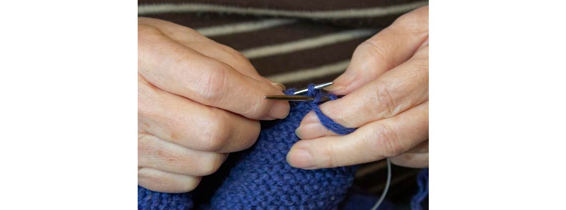 How to Bind Off Stitches in Knitting