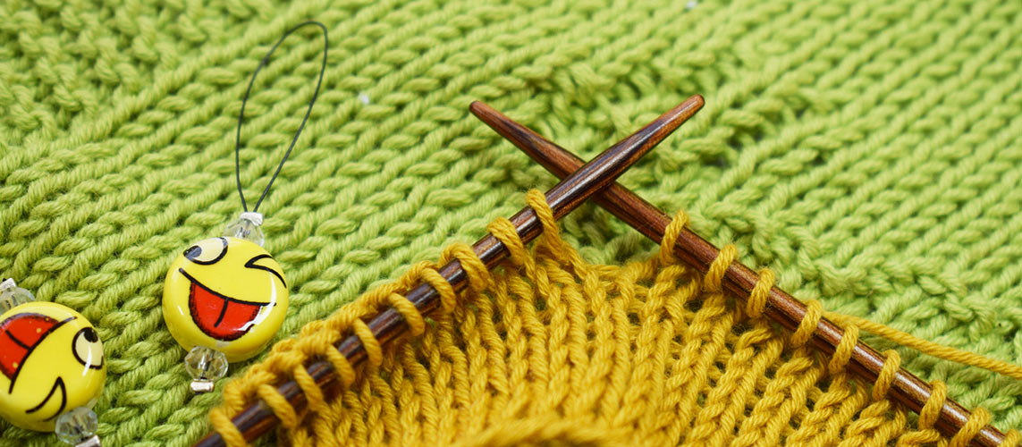 How do I knit a Knit Stitch?