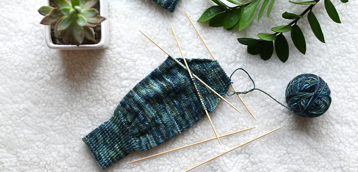 Knitting with DPNs: How to Cast on and Join in the Round