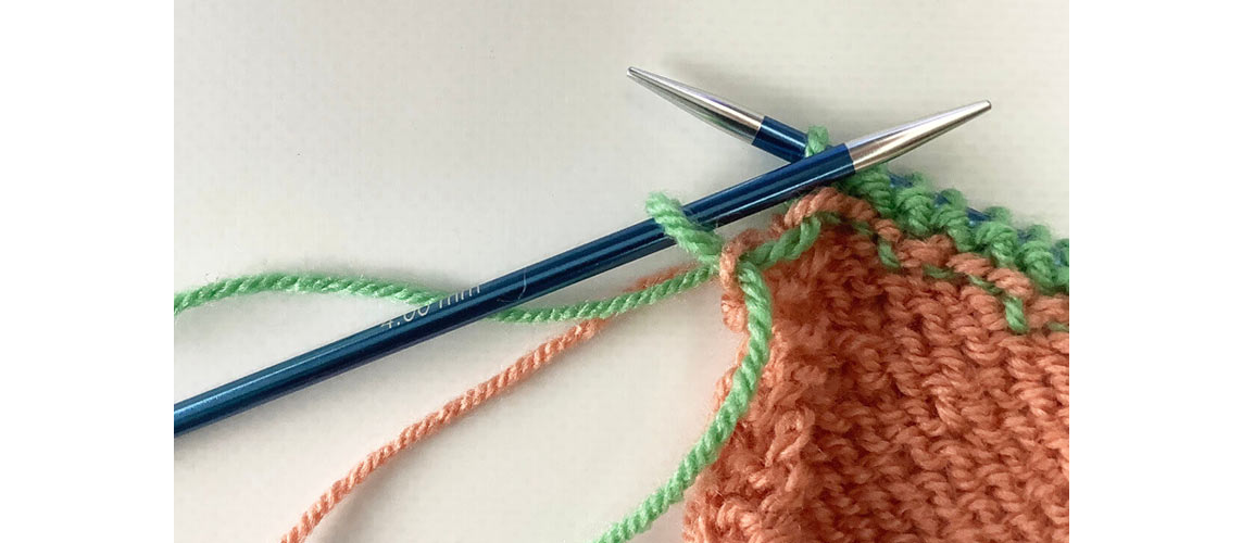 How to Change colours when Knitting?