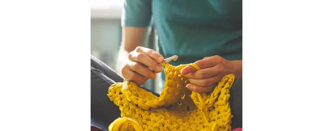 ¿Cómo hacer crochet con hilo grueso? 