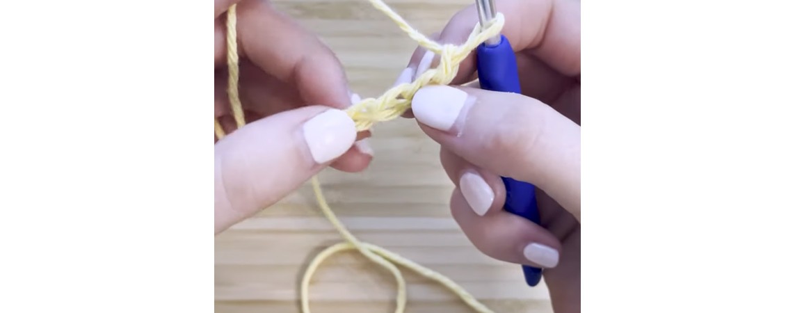 How to Double Crochet?