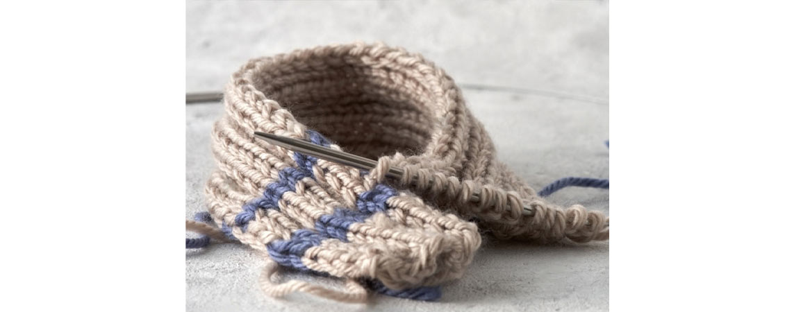 How to Knit Flat with Mindful Circular Needles?