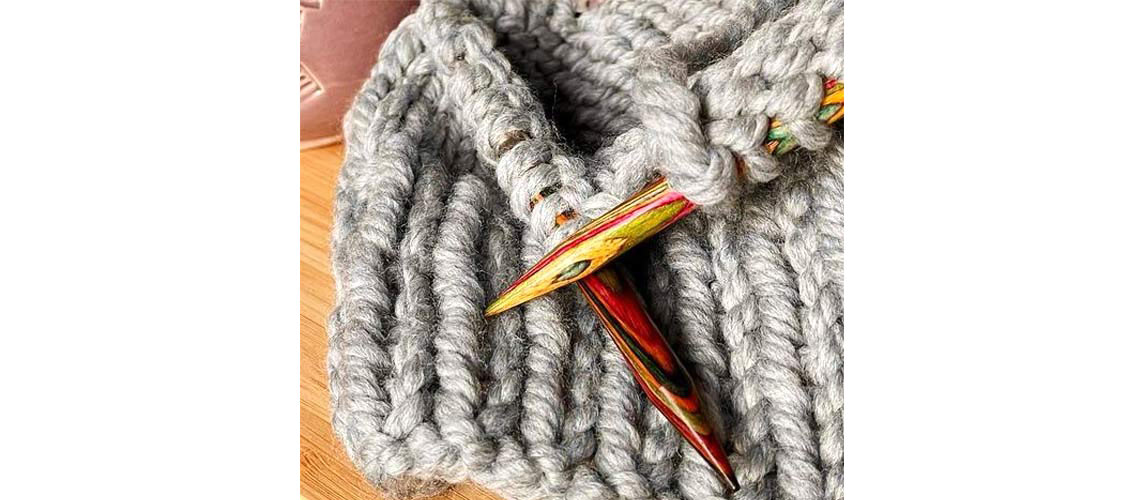 How to Knit in the Round on Circular Knitting Needles?