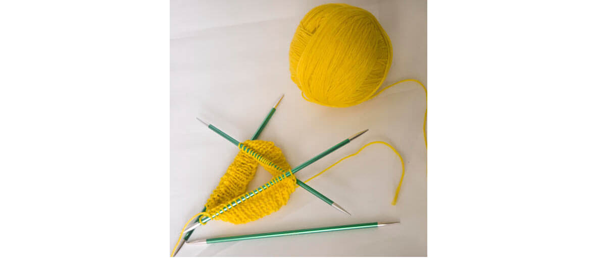 Using double pointed needles