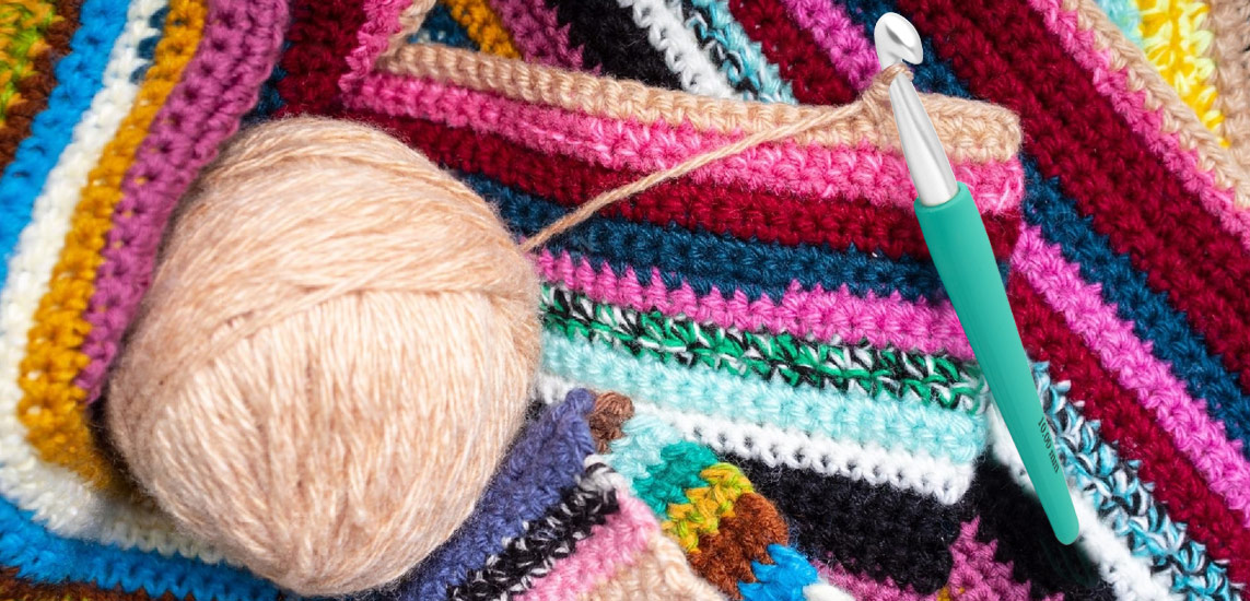 7 Textured Crochet Stitches for Cozy Winter Projects