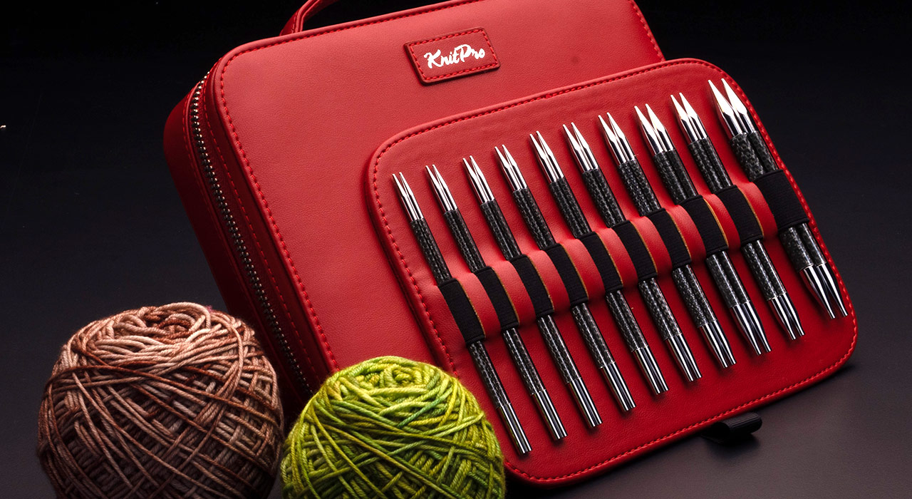 Fall Giveaway- Win the Karbonz Élan Holiday Gift Set and a Skein of Symfonie Yarns!