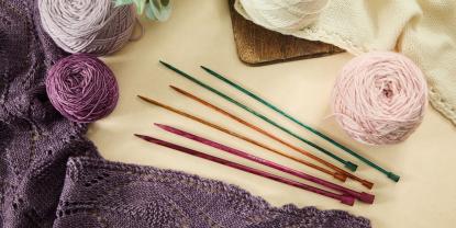 Wie man einen Halbpatent Maschen strickt