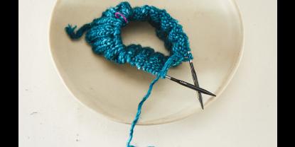 Knitting Needle Sizes & Conversion Guide - US & UK Chart