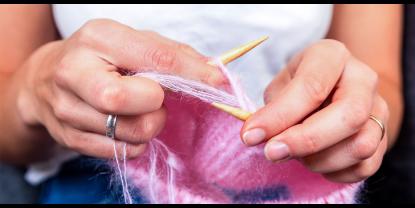 Does the Knitting Needle Material Affect Your Crafting?