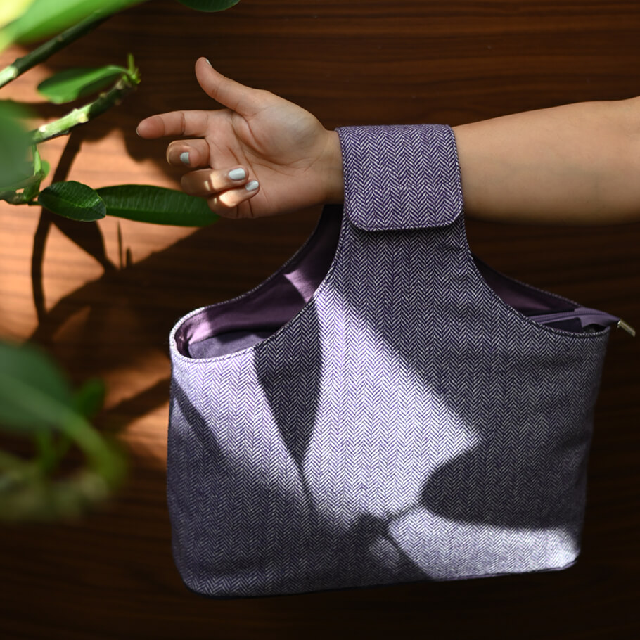 Die Gemütliche Handgelenktasche