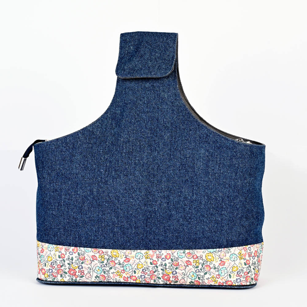 Die Handgelenktasche aus der Blütenkollektion